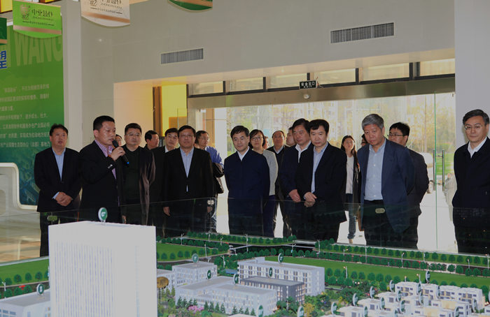 我院院長(zhǎng)隨科技部專(zhuān)家調(diào)研組來(lái)淮安高新區(qū)開(kāi)展“以升促建”調(diào)研