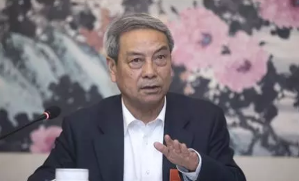 陳錫文：中國(guó)農(nóng)村還有5.7億人，判斷鄉(xiāng)村情況要靠科學(xué)統(tǒng)計(jì)而不是返鄉(xiāng)故事！